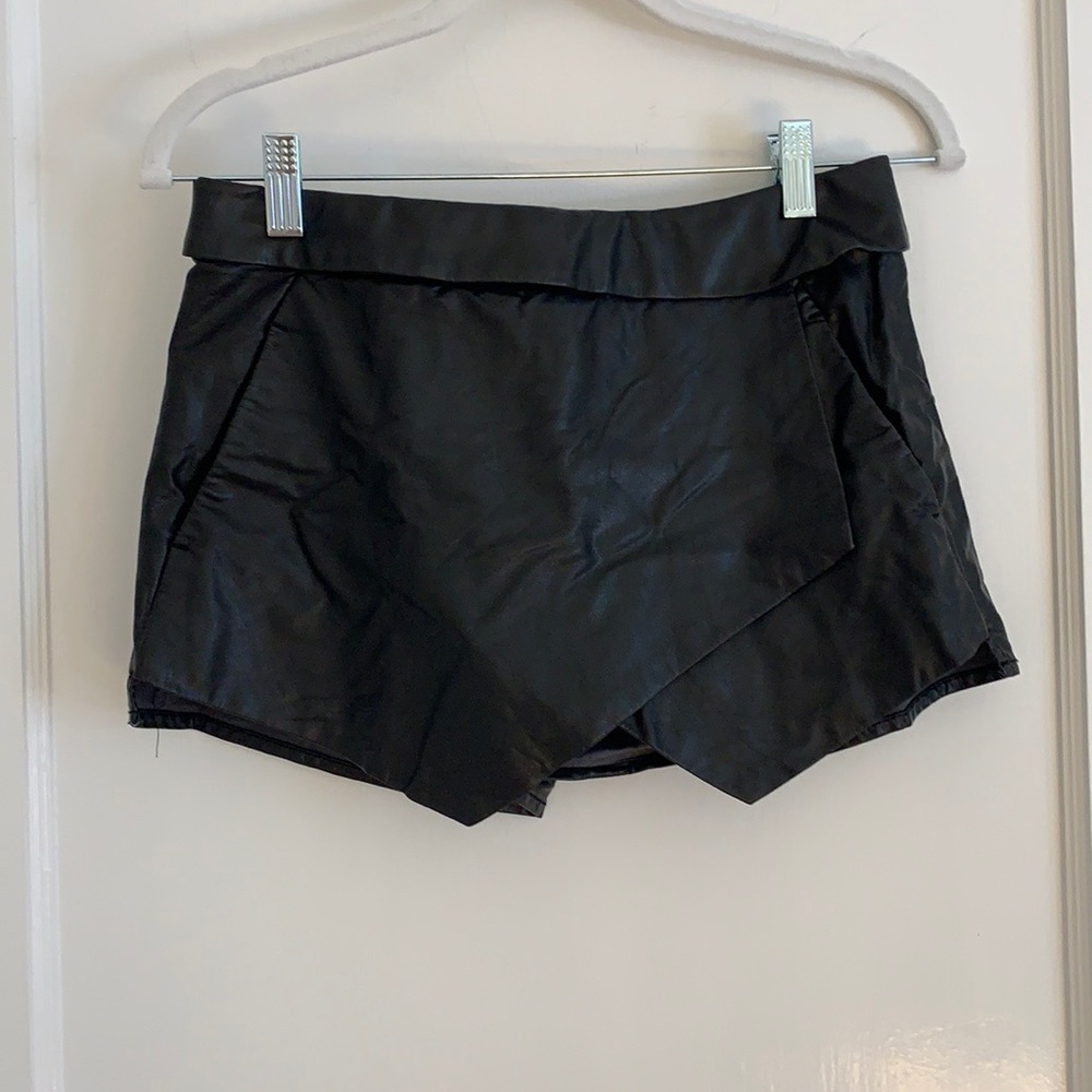 Tula Leather Shorts Size 0